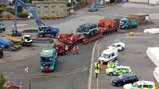 Allelys Heavy Haulage moving huge abnormal load from Kings Lynn docks [upl. by Ker657]