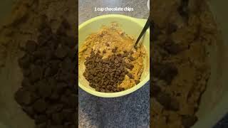 Spice Cake Mix Chocolate Chip Crinkle Cookies [upl. by Wenona]