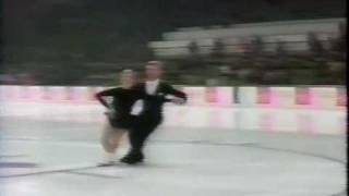 Torvill amp Dean GBR  1984 Sarajevo Ice Dancing Compulsory Dance No 2 US ABC [upl. by Ettennek538]