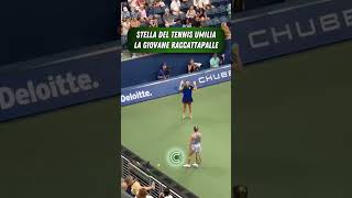 Yulia Putintseva n dopo aver quotumiliatoquot una raccattapalle durante la sua sconfitta al terzo turno [upl. by Ilajna]