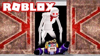 NON APRIRE LA PORTA DEGLI SCP SU ROBLOX [upl. by Dachi]