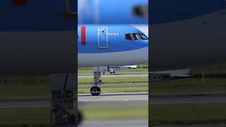 Bouncing Behind Boeing Cessna Skyhawk Nose Wheel and Multiple Bounce Landing [upl. by Octavius815]