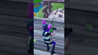 Waggie🚘 boys hebben het zwaar❗️🚙 ❌ 🚁🟰 1 damage😱 fortnite fortniteclips fortnitenl trending [upl. by Bajaj70]