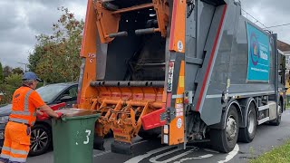 Bin men in the UK👍 [upl. by Rinna]