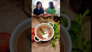 Farah Khans amp Jamie lever ke sath quotTomato Rasamquot Recipe viralvideofarahkhan youtubeshort [upl. by Reiter358]