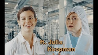 De Keuringsdienst van Waarde Tandpasta CC met Titia amp Julia [upl. by Zoldi952]