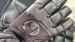 LUVA DE GOLEIRO Uhlsport Confort Absolutgrip MELHOR CUSTO BENEFÍCIO 11072022🥅⚽️ [upl. by Dagney]