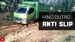 Hino Dutro 130 HD Anti slip dimedan Berlumpur [upl. by Eenahs733]