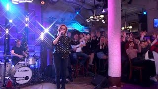 Miss Montreal zingt Christmas Hearts  RTL LATE NIGHT [upl. by Norvun]