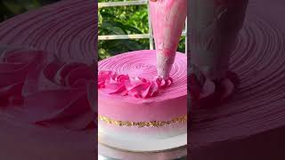 Vanilla cake decoration2d nozzle decoration [upl. by Delfeena]