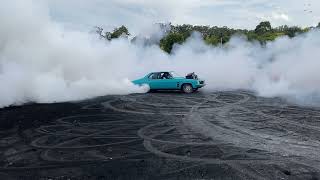 FULLONX Holden goes wild at BURNOUT MASTERS MOTORFEST [upl. by Rezeile]