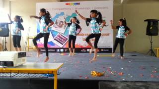 Chak De amp India Wale  Grade 3 Girls Vibgyor [upl. by Ileane]