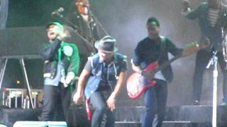 Bruno Mars James Brown dance moves [upl. by Jaal998]