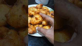 ChillRain season Crispy crispy FreshUddu Vada Amazing Foodlikesviral [upl. by Tumer]