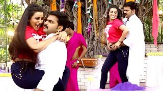 Pawan Singh Akshara Singh 2019 सुपरहिट होली VIDEO SONG  हथवा से धर के जीजा  Bhojpuri Holi Song [upl. by Divadnahtanoj]