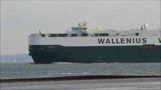 FIGARO  Wallenius Wilhelmsen Calshot Southampton Maiden Call 24 Nov 2011 [upl. by Harms46]