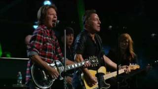 Bruce Springsteen w John Fogerty  Fortunate Son  Madison Square Garden NYC  20091029amp30 [upl. by Ikilisav]