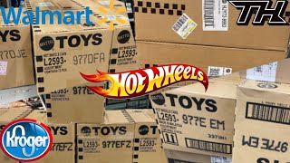 Cracking 2022 Hot Wheels Cases at Walmart and Kroger  Super Treasure Hunts Found [upl. by Lavotsirc428]