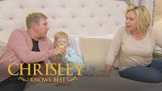 Chrisley Knows Best  Season 5 Episode 9 Todds Parenting Techniques [upl. by Norabel351]