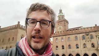 DIEGO FUSARO Un caro saluto da Piazza Maggiore a Bologna quotcomunista e consumistaquot [upl. by Rodolph382]