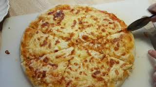 OUM WALID WASSAFAT quotPizza how to make italianpizza الذ أروع بيتزا بعجينة العجيبة 🍕🍕 Pizza Bonci [upl. by Mycah126]