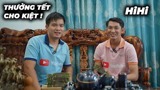 Trọng Phát Lương Thưởng Tết Cho Kiệt Camera Trong Team [upl. by Eugeniusz]