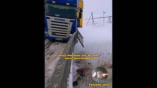 Гололед Scania слетела с моста большегруз дальнобой грузоперевозки truckdriver [upl. by Wesle49]