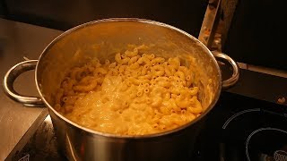 WIE MACHT MAN SCHNELLE MAC N CHEESE NUDELN  KIKH [upl. by Strader434]