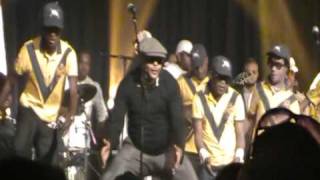 César NGADI  JB MPIANA concert JB danse 7 [upl. by Johst]