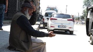 Beggars rounded up after begging banned in Srinagar [upl. by Ddal]