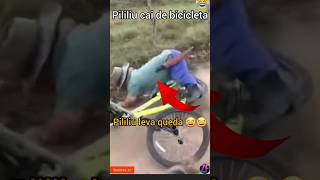 Pililiu cai de bicicleta 😂 pililiudaresenha pililiu comedia humor memes pegadinha short [upl. by Areht911]