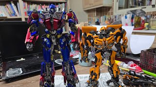 KO DLX Optimus Prime amp Bumblebee Stop Motion [upl. by Sidonnie131]