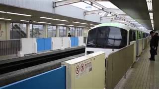 Tokyo Japan  Tokyo Monorail Arriving at the Tennozu Isle Station HD 2017 [upl. by Quin]