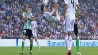 Cristiano Ronaldo Fail Bicycle Kick  Real Madrid vs Real Betis 21  18082013 HD [upl. by Aimal]