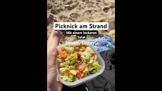 Picknick am Strand mit einem gesunden Salat 😍 picknick strand healthylifestyle gesundheit [upl. by Anirok227]