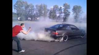 CLK55 AMG BURNOUT [upl. by Arrotal]