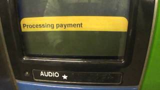 How to buy the New York Metrocard  Como comprar o metrocard [upl. by Sinnek]