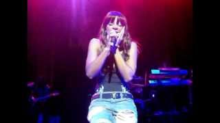 Kelly Rowland Dirty Laundry LIVE [upl. by Adnelg276]