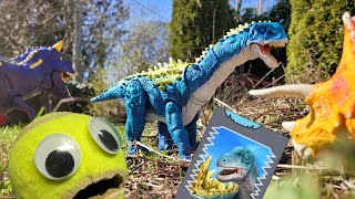 Painting a Dinosaur King Ampelosaurus  Rampant Repaints [upl. by Annahtur]