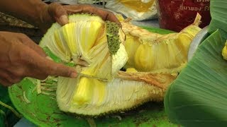 Cutting Open a Jackfruit  Pattaya HD Video [upl. by Genovera]