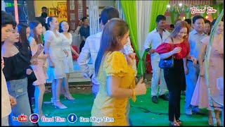 ក្រយប់ម្លេះ  Kro Yup Mles Wedding Keo ViRa amp SamPo Band Thach Duc Don Chau Duyen Hai [upl. by Goulet46]