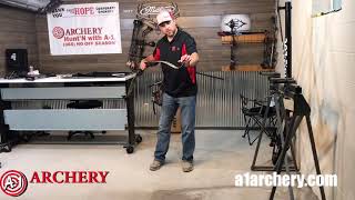 Unstringing a Hoyt Satori recurve with a stringer [upl. by Shalom]