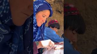 Village Mom Cooks DELICIOUS WHEAT  DALDA  Nomadic Village Life in Afghanistan [upl. by Jo]