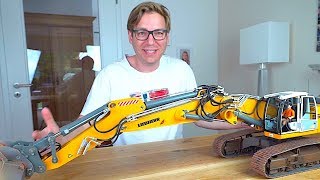 REVIEW of AMAZING RC EXCAVATOR with hydraulic quick coupler I RC Truck Action Studio [upl. by Onaivlis679]