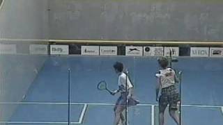 Susan Devoy  Michelle Martin  1992 Womens World Championship Part 1 [upl. by Tymes]