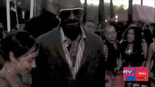 Snoop Dogg does a lil freestylin in Spanish for Pacific Rim Videos Allesandra Vincent [upl. by Tamqrah]