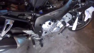 Замена свечей и антифриза на Yamaha FZ1 2008 [upl. by Wilda351]