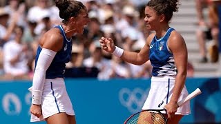 Sara Errani and Jasmine Paolini win women’s doubles gold medal for Italy in Paris Olympics [upl. by Paresh]