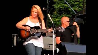 Mary Chapin Carpenter  Halley Came to Jackson [upl. by Woodson]