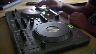 Numark Mixtrack DJ controller Unboxing and test [upl. by Yeung]